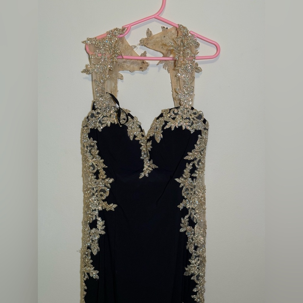 Glamorous Dress party